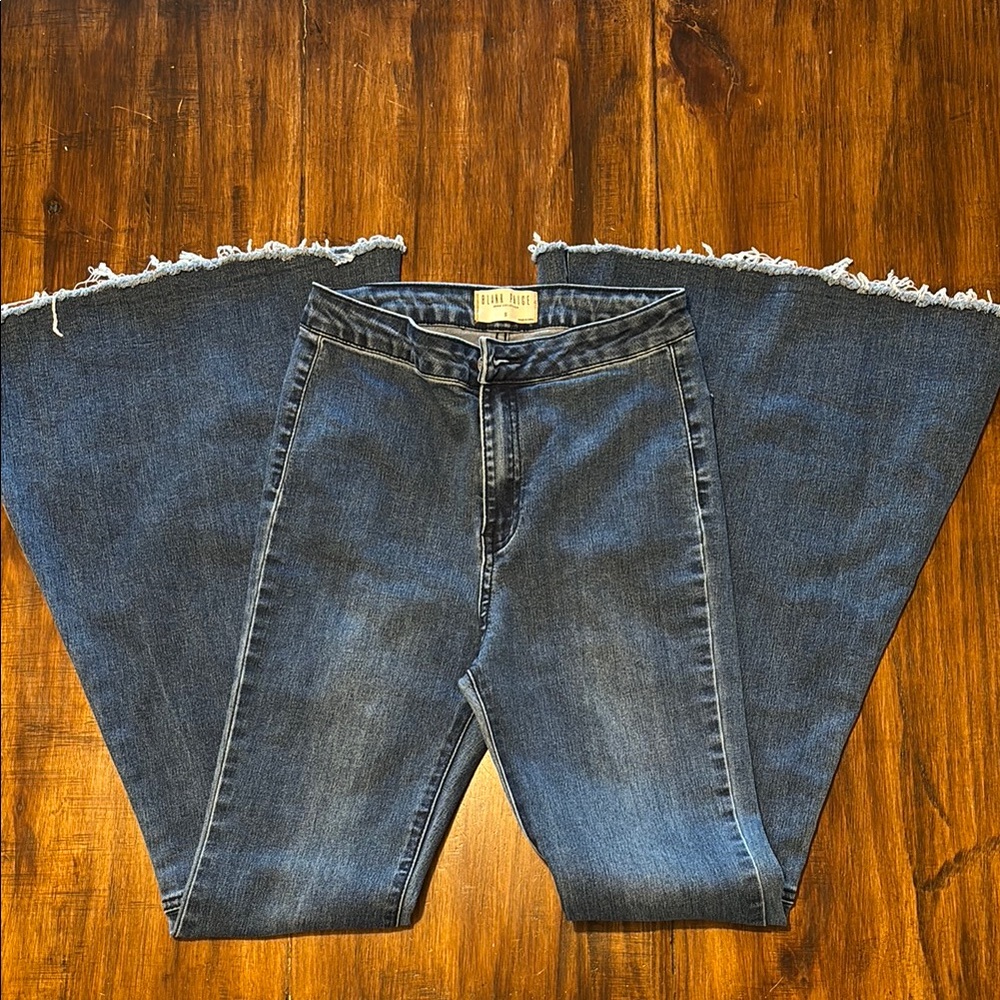 Women's Bell bottom Jeans Blank Paige Denim Collection Size Small